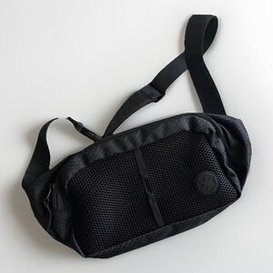 Star Wars Disney Zippered Cross Body Bag Black Fanny